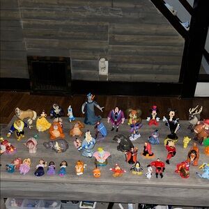 Disney Magical Character Collection - Multicolor